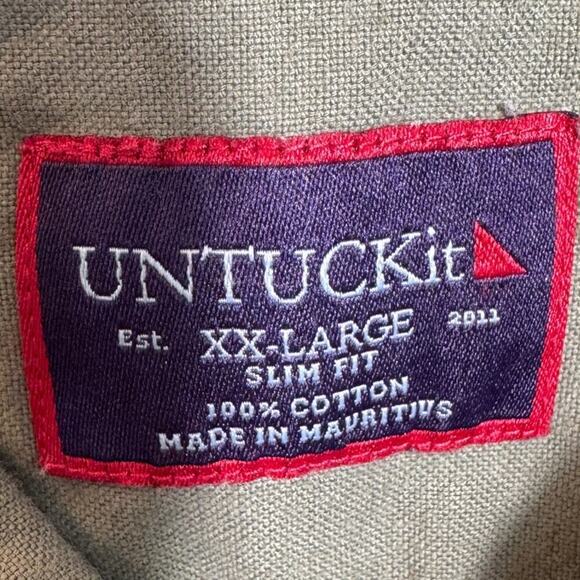 UNTUCKit Slim Fit 100% Organic Cotton Button Up Top - Picture 3 of 4